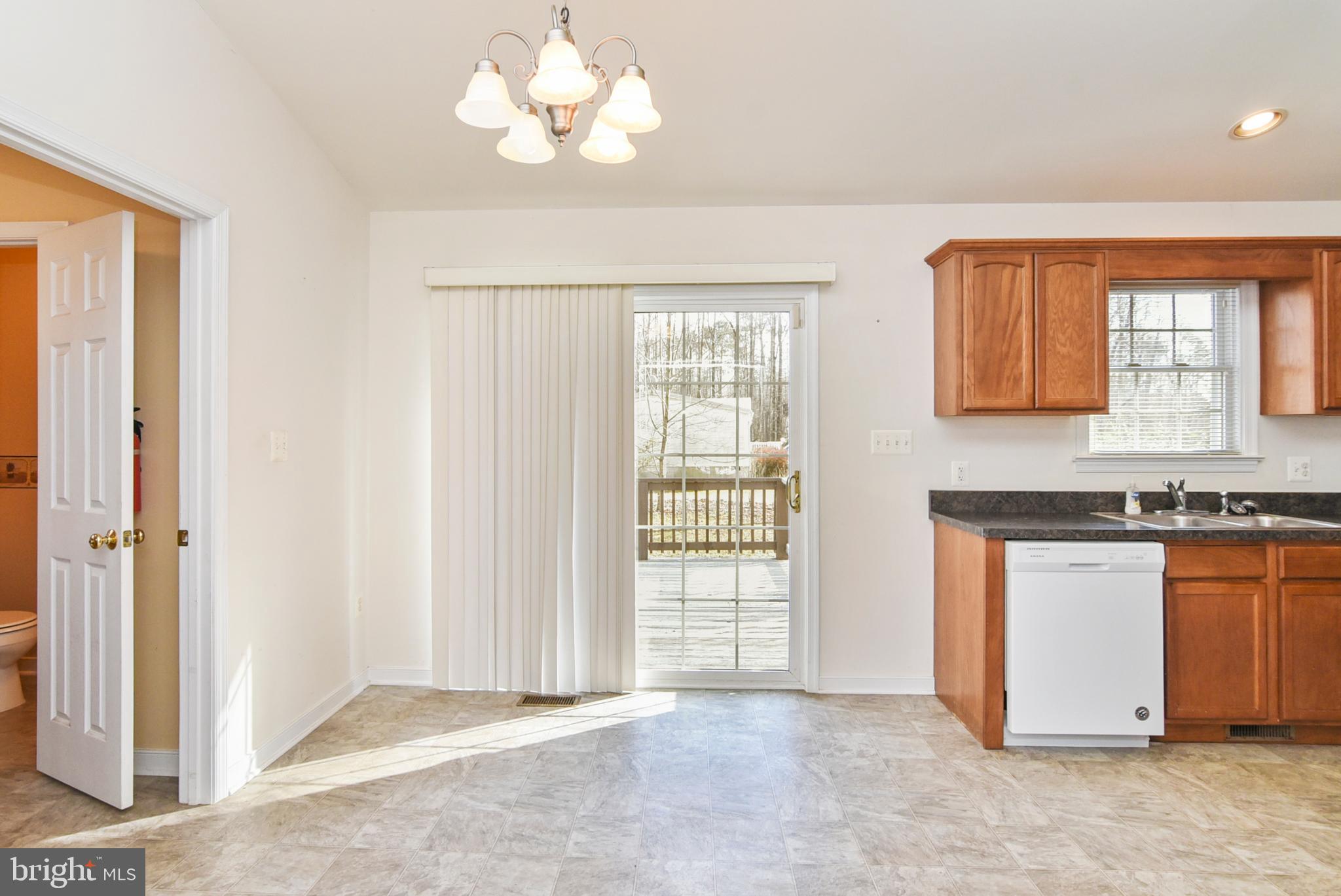 12038 Red Pine Road Ruther Glen, VA 22546 - Photo 10 of 43 Gallery Image 10