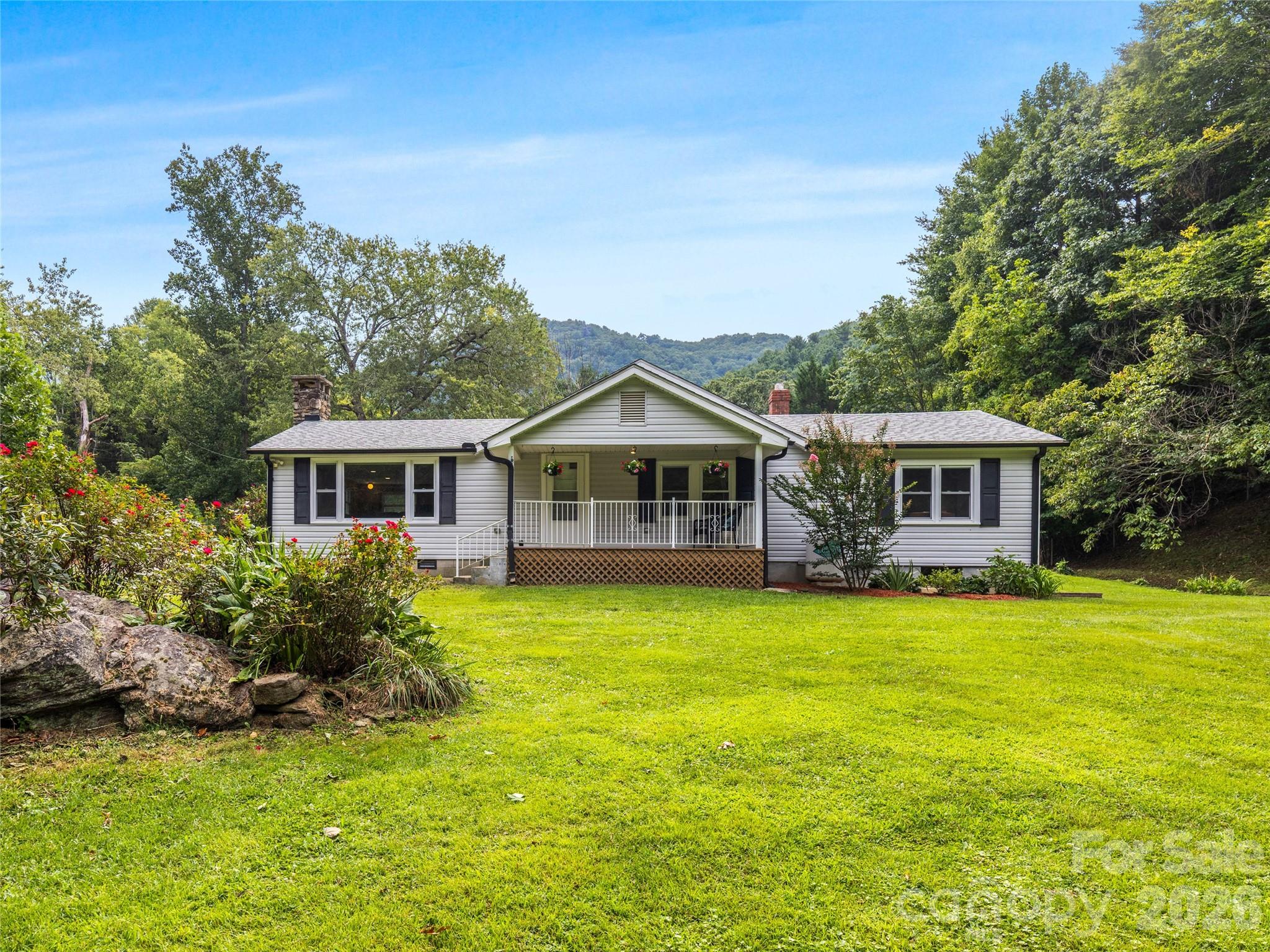 91 Rice Branch Road Asheville, NC 28804 - Photo 2 of 46 Gallery Image 2