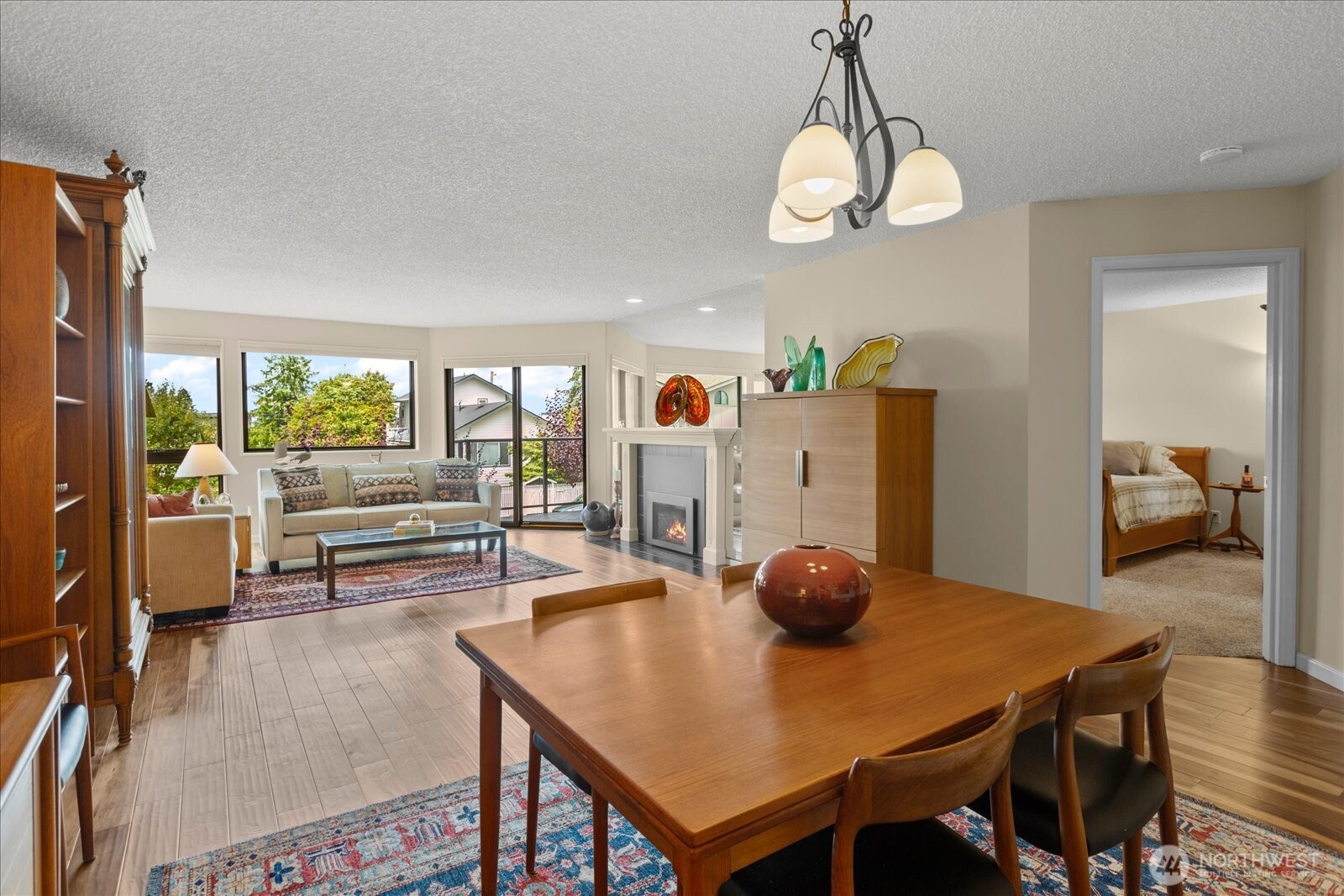 524 Maple Street, Unit 102 Edmonds, WA 98020 - Photo 11 of 33