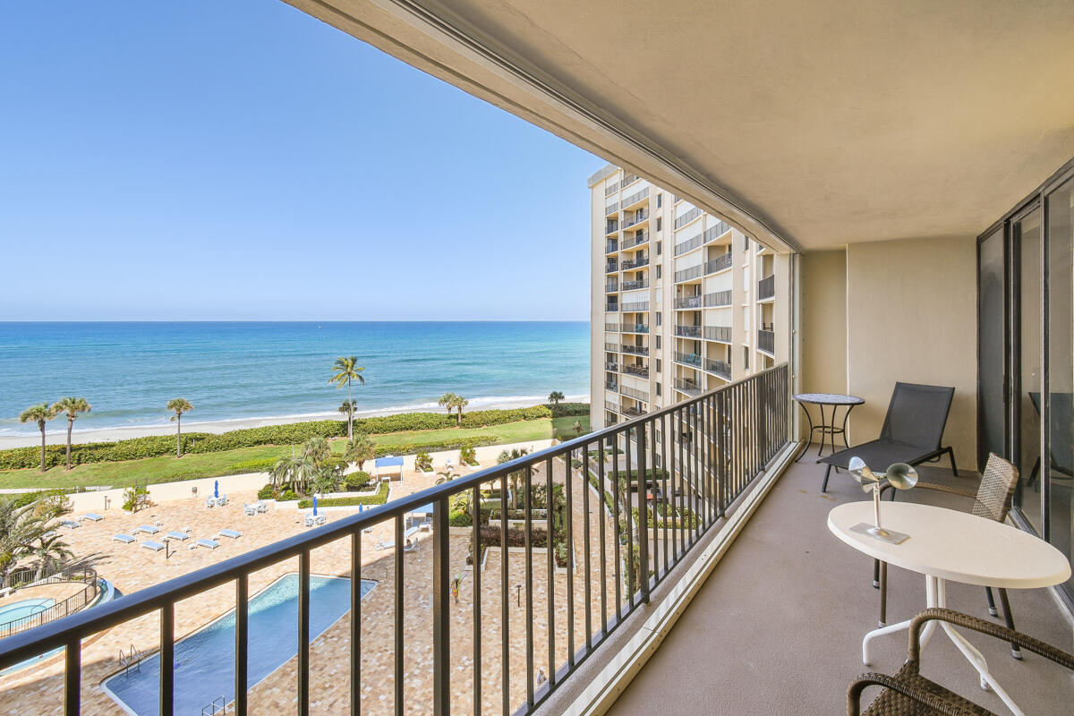 100 Ocean Trail Way, Unit 707 Jupiter, FL 33477 - Photo 19 of 27 Large Balcony