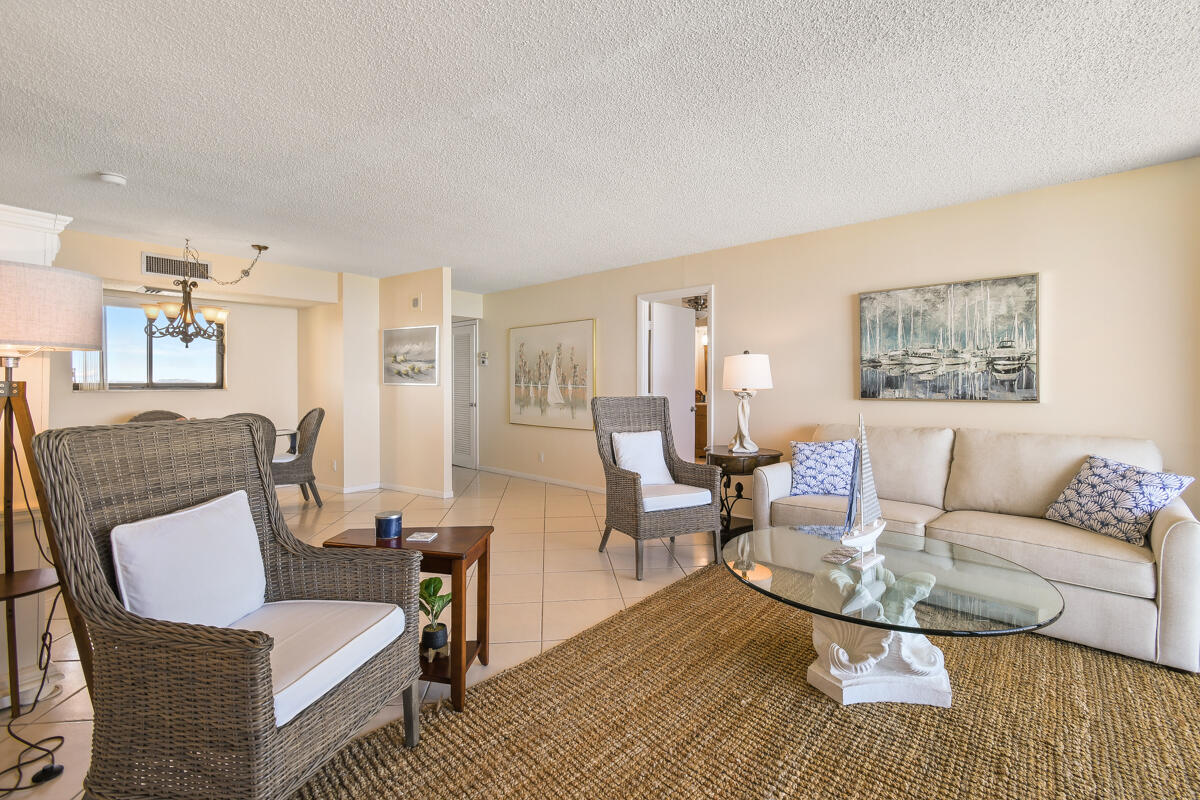 100 Ocean Trail Way, Unit 707 Jupiter, FL 33477 - Photo 6 of 27 Living