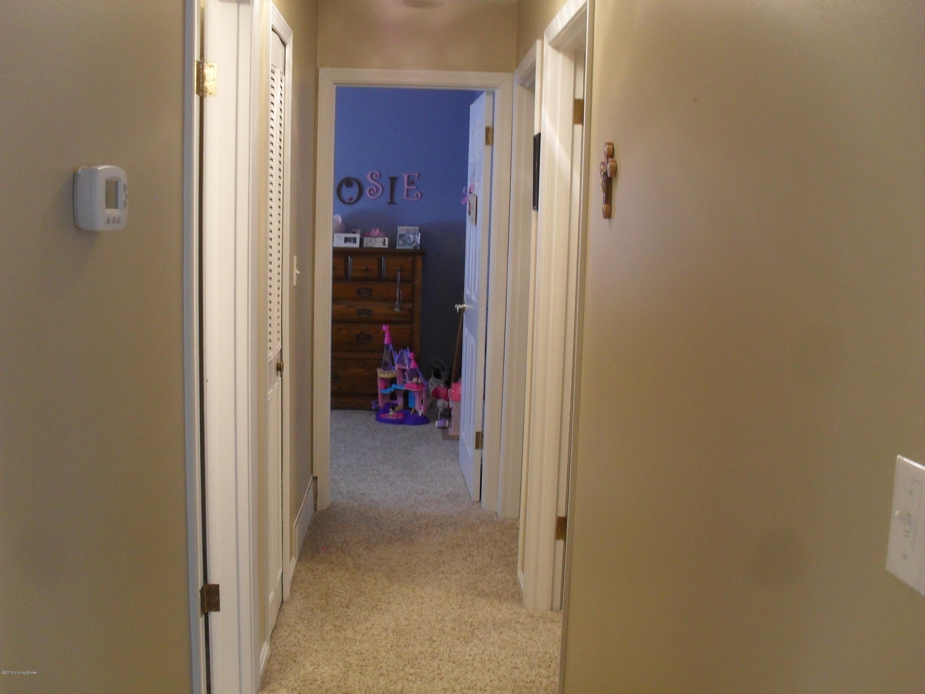 1026 Franelm Road Louisville, KY 40214 - Photo 12 of 43 SDC13734