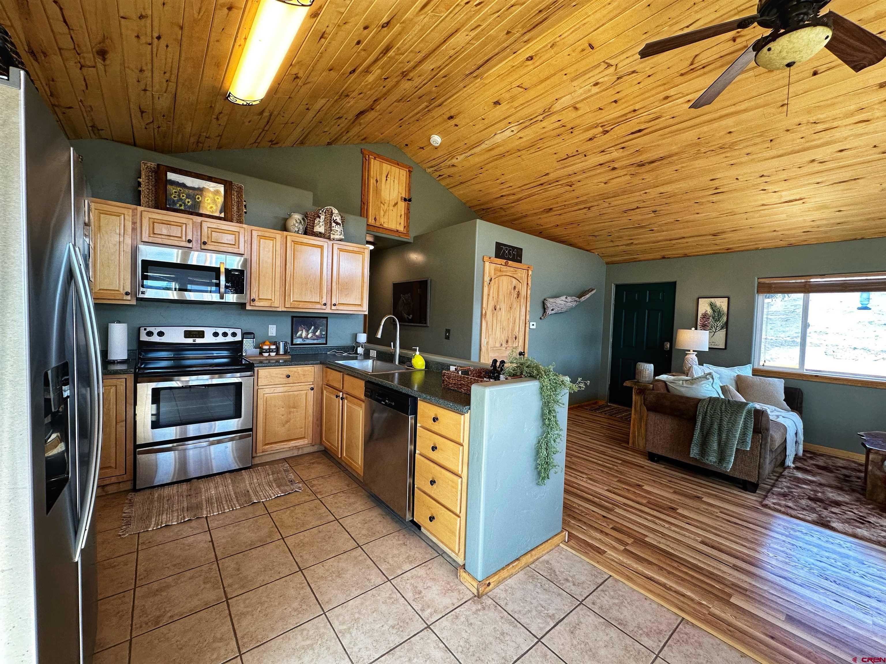 147 Mackinaw Way Gunnison, CO 81230 - Photo 10 of 45