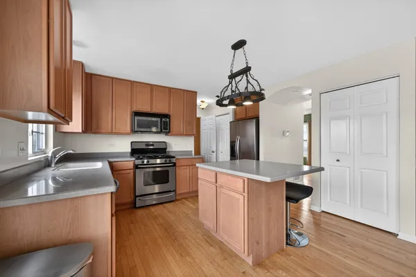 $350,000 | 1480 Farmstead Lane, DeKalb, IL 60115