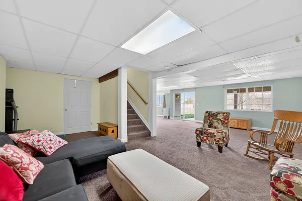 $350,000 | 1480 Farmstead Lane, DeKalb, IL 60115