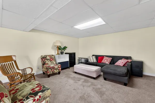 $350,000 | 1480 Farmstead Lane, DeKalb, IL 60115