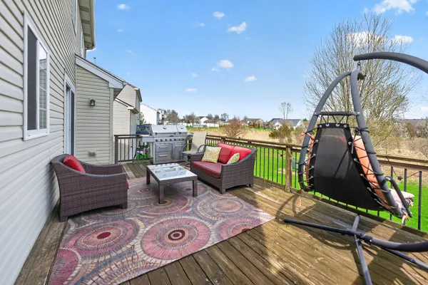 $350,000 | 1480 Farmstead Lane, DeKalb, IL 60115