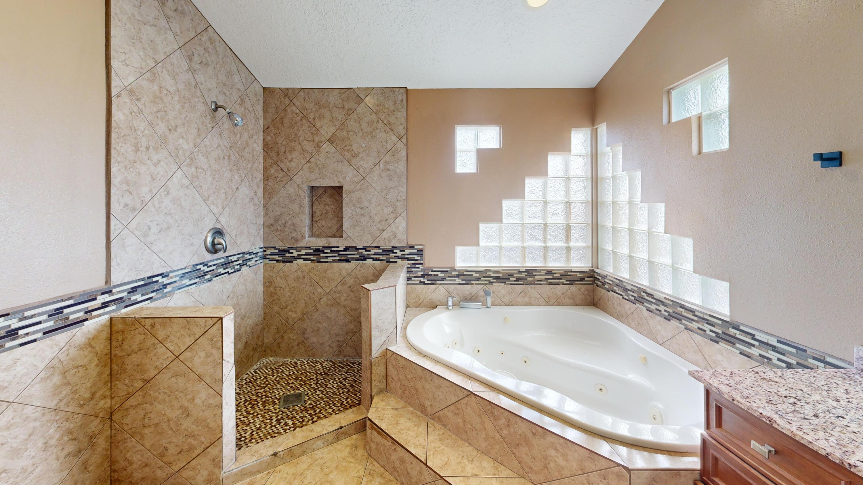 2309 Agua Fria Drive Northeast Rio Rancho, NM 87144 - Photo 39 of 54 Gallery Image 39
