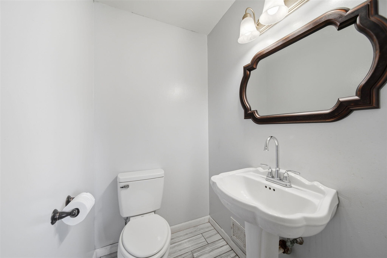 1190 Ferndale Road Jackson, MI 49201 - Photo 18 of 51