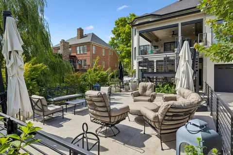 $3,750,000 | 5207 Country Club Drive, Brentwood, TN 37027