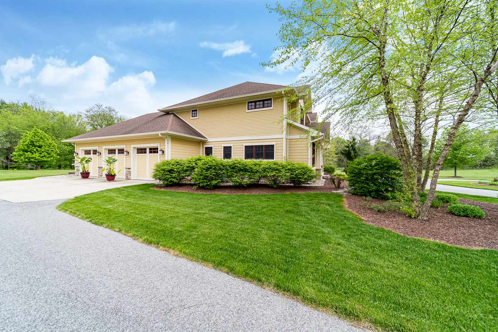 56240 Timothy Road New Carlisle, IN 46552 - Photo 11 of 36 Gallery Image 11