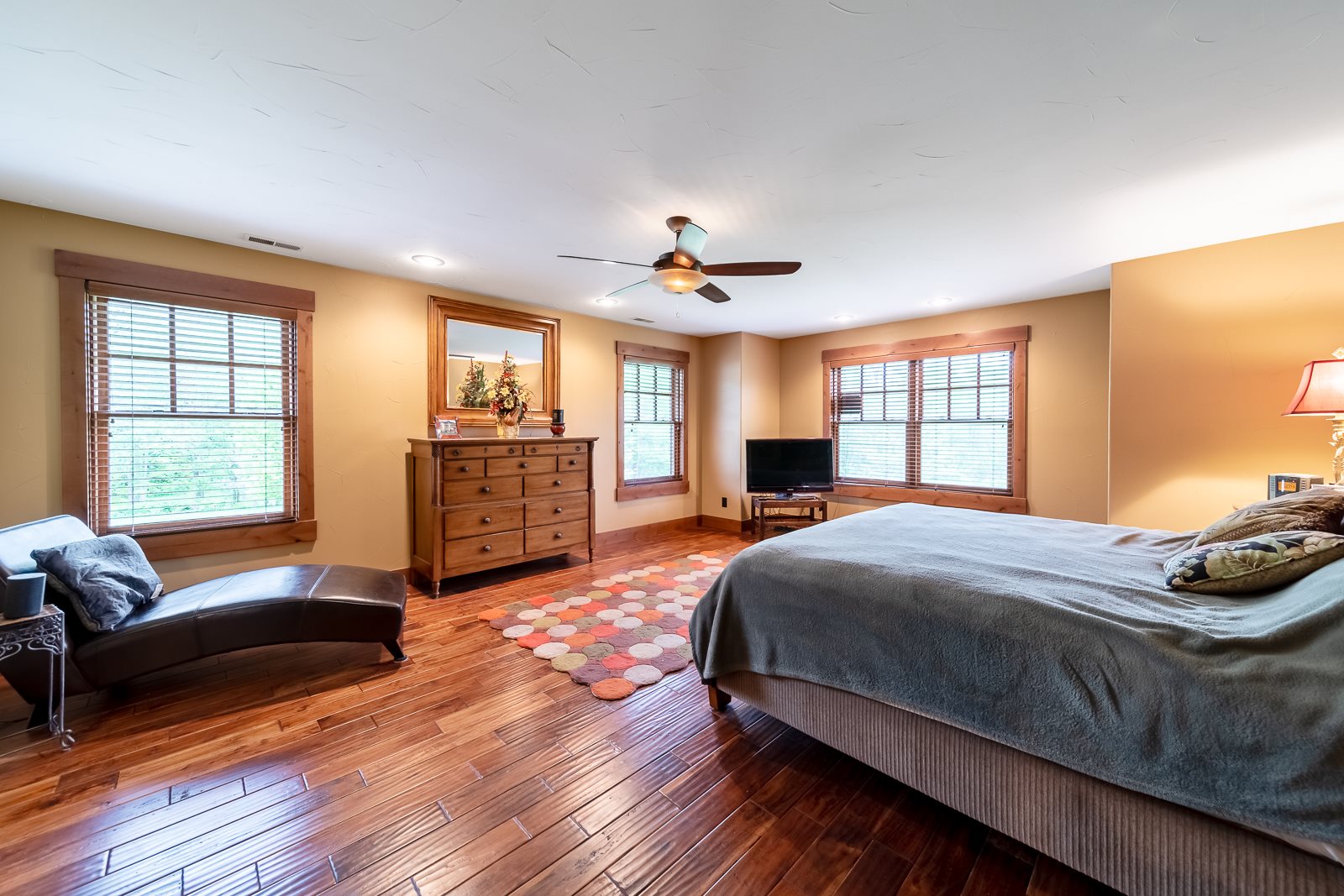 56240 Timothy Road New Carlisle, IN 46552 - Photo 5 of 36 Gallery Image 5