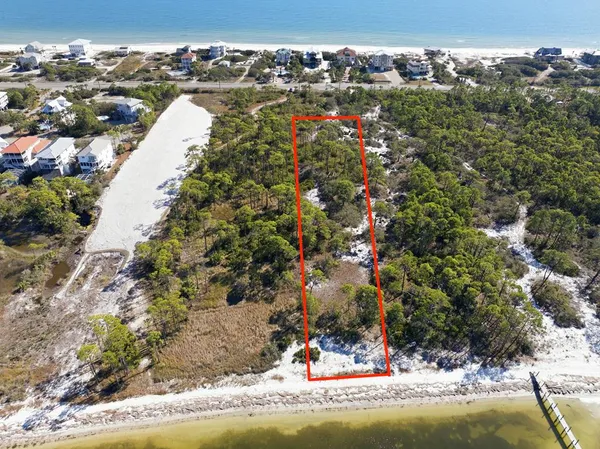 $425,000 | 1605 East Gulf Beach Drive, St. George Island, FL 32328