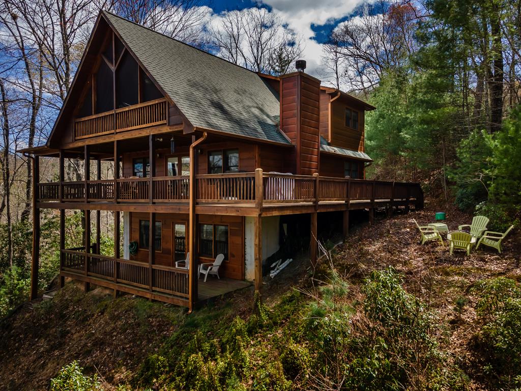 259 Toccoa Overlook Drive Blue Ridge, GA 30513 - Photo 1 of 57 Main View