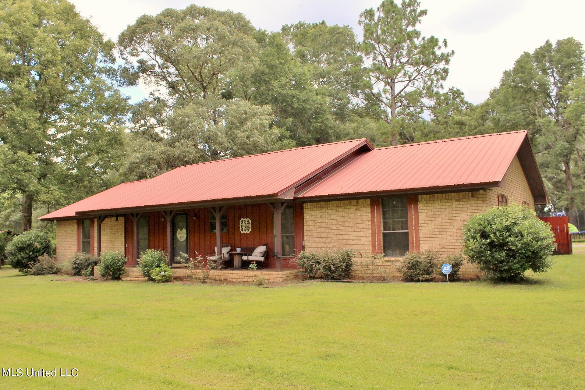 121 Quail Run Road Lucedale, MS 39452 - Photo 1 of 24 1-Front