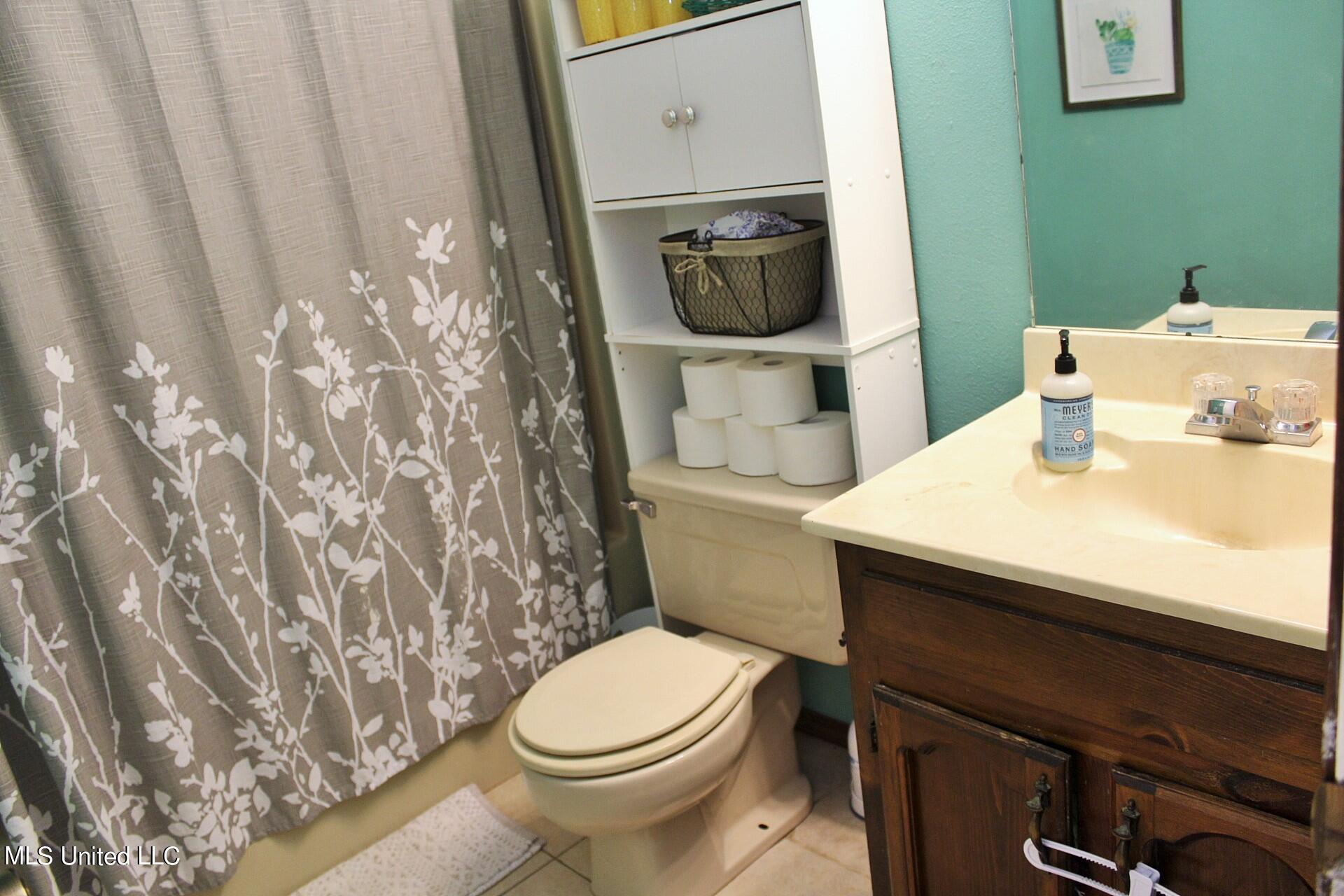 121 Quail Run Road Lucedale, MS 39452 - Photo 17 of 24 18-Full Bath