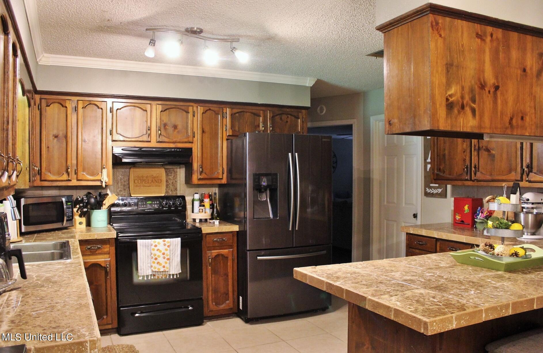 121 Quail Run Road Lucedale, MS 39452 - Photo 7 of 24 7-Kitchen