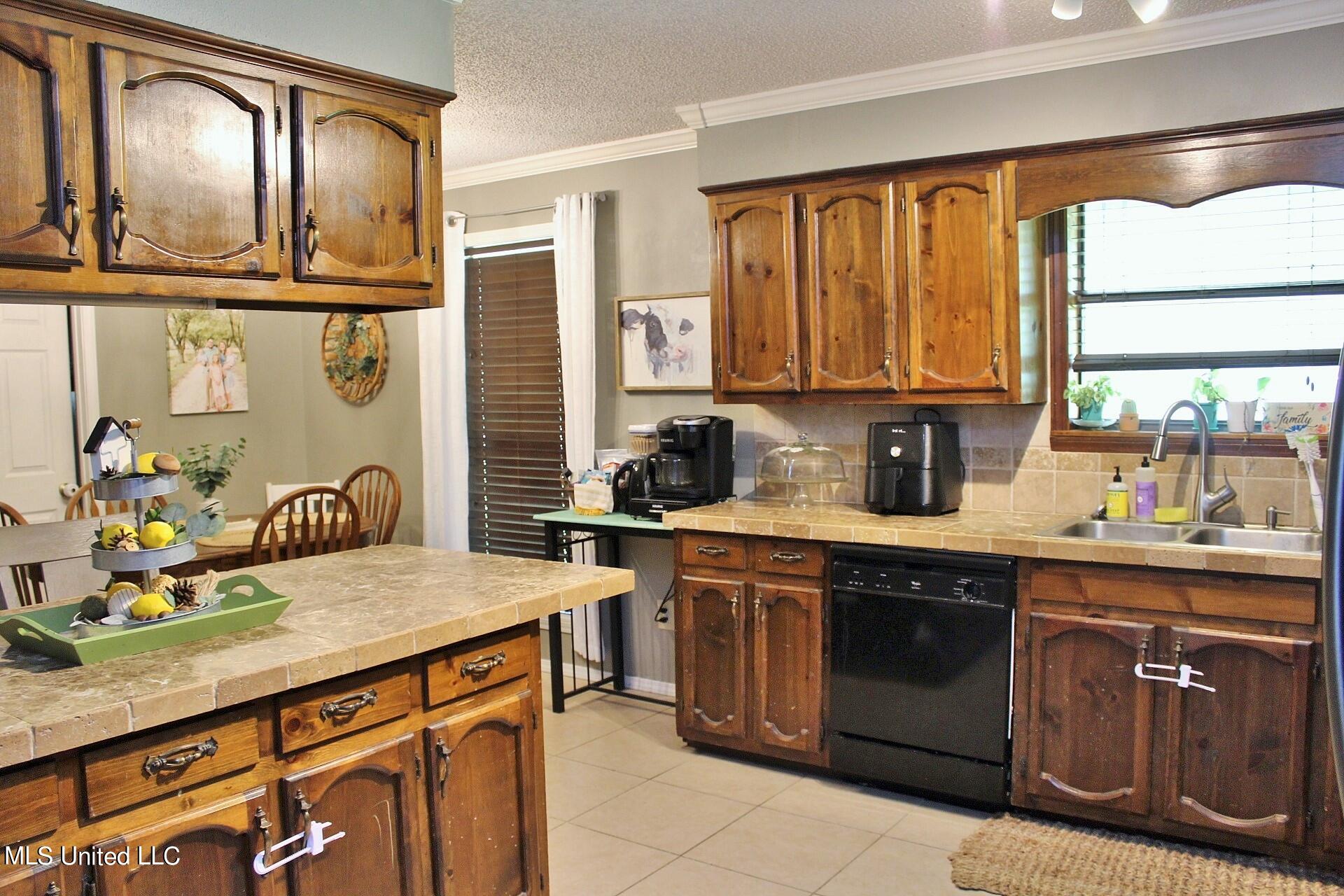 121 Quail Run Road Lucedale, MS 39452 - Photo 8 of 24 9
