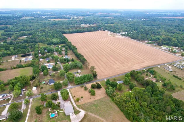 $27,000 | 4308 Church Road, Salem, IL 62881