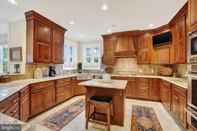 $919,900 | 19 Marina Drive, Camp Hill, PA 17011