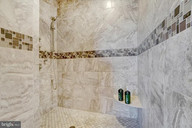 $919,900 | 19 Marina Drive, Camp Hill, PA 17011