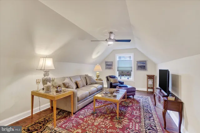 $919,900 | 19 Marina Drive, Camp Hill, PA 17011