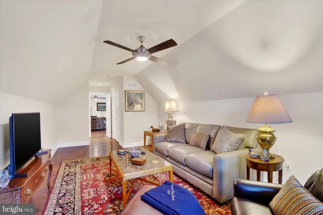 $919,900 | 19 Marina Drive, Camp Hill, PA 17011