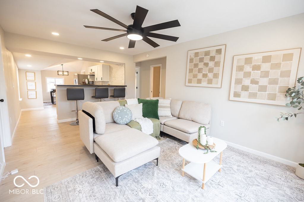 1208 Layton Road Anderson, IN 46011 - Photo 6 of 35