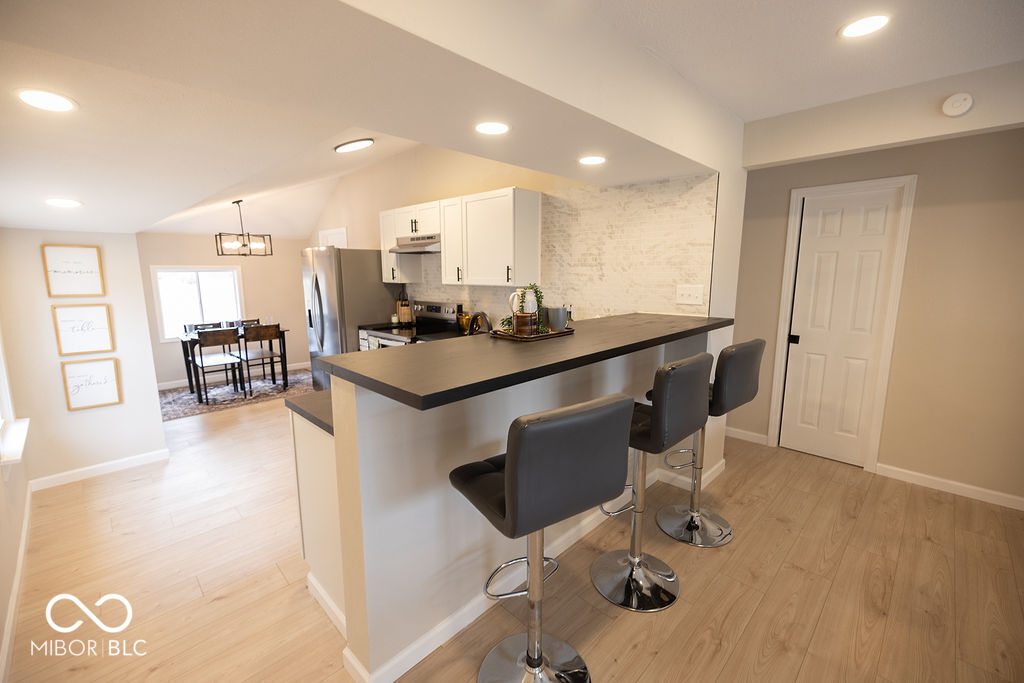 1208 Layton Road Anderson, IN 46011 - Photo 8 of 35