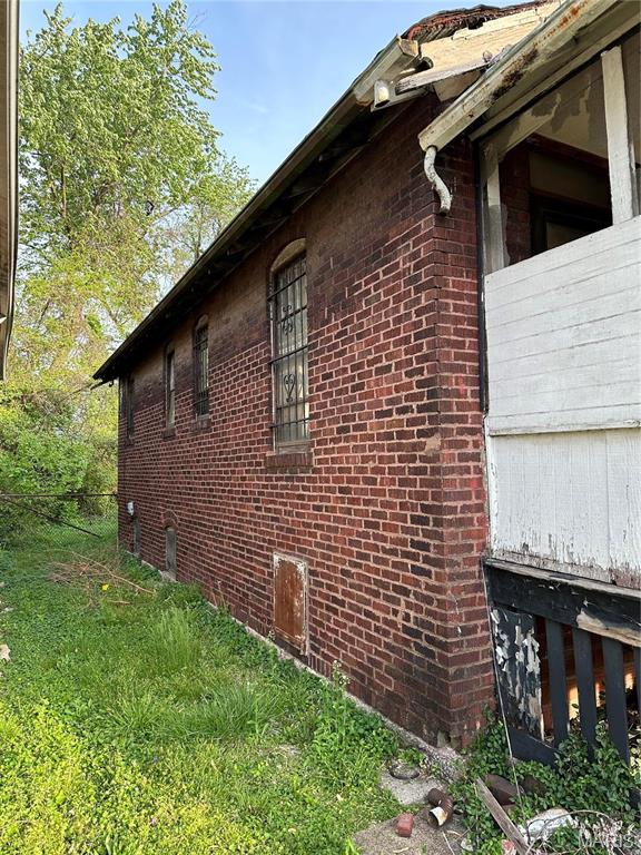 809 North 23rd Street East St. Louis, IL 62205 - Photo 2 of 16