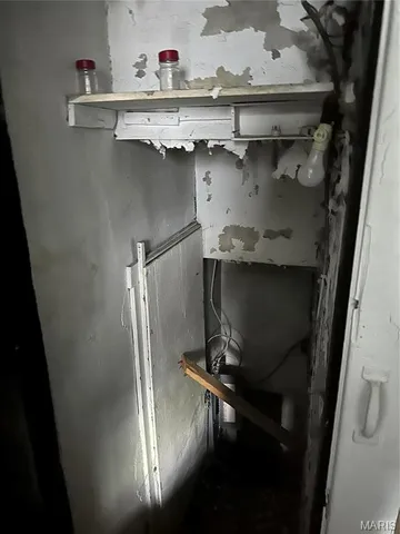 $14,900 | 809 North 23rd Street, East St. Louis, IL 62205