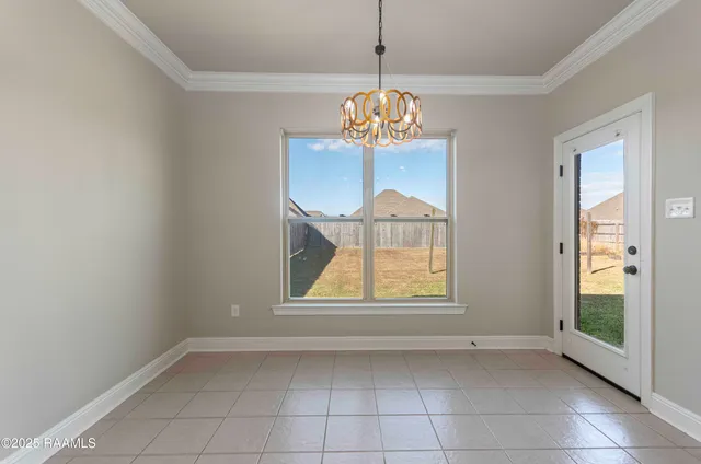 $2,300 | 135 Maddox Jude Drive, Maurice, LA 70555