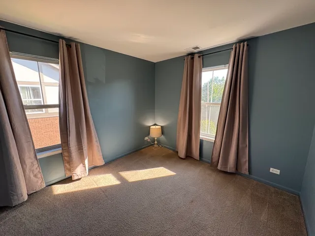 $359,900 | 1131 North Claremont Drive, Palatine, IL 60074