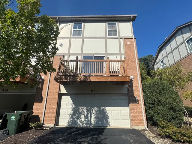 $359,900 | 1131 North Claremont Drive, Palatine, IL 60074