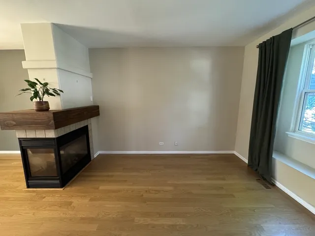 $359,900 | 1131 North Claremont Drive, Palatine, IL 60074