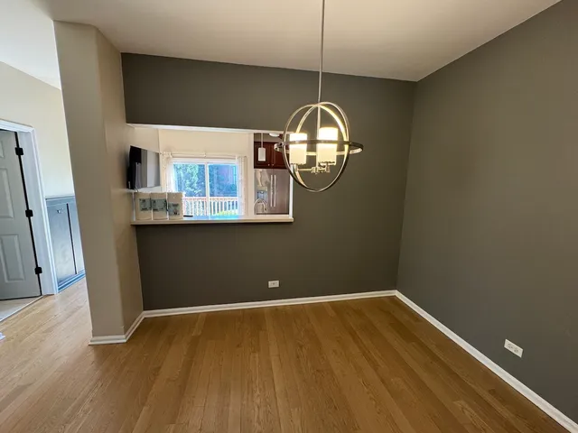 $359,900 | 1131 North Claremont Drive, Palatine, IL 60074