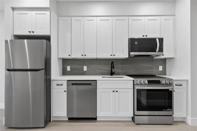 $2,950 | 10 Market Street, Unit H, Wappingers Falls, NY 12590