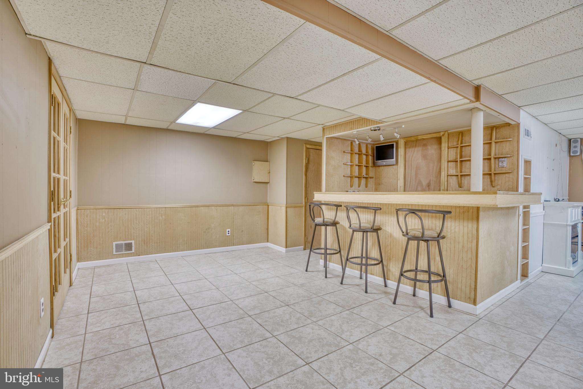 2405 Windsor Road Baltimore, MD 21234 - Photo 25 of 47