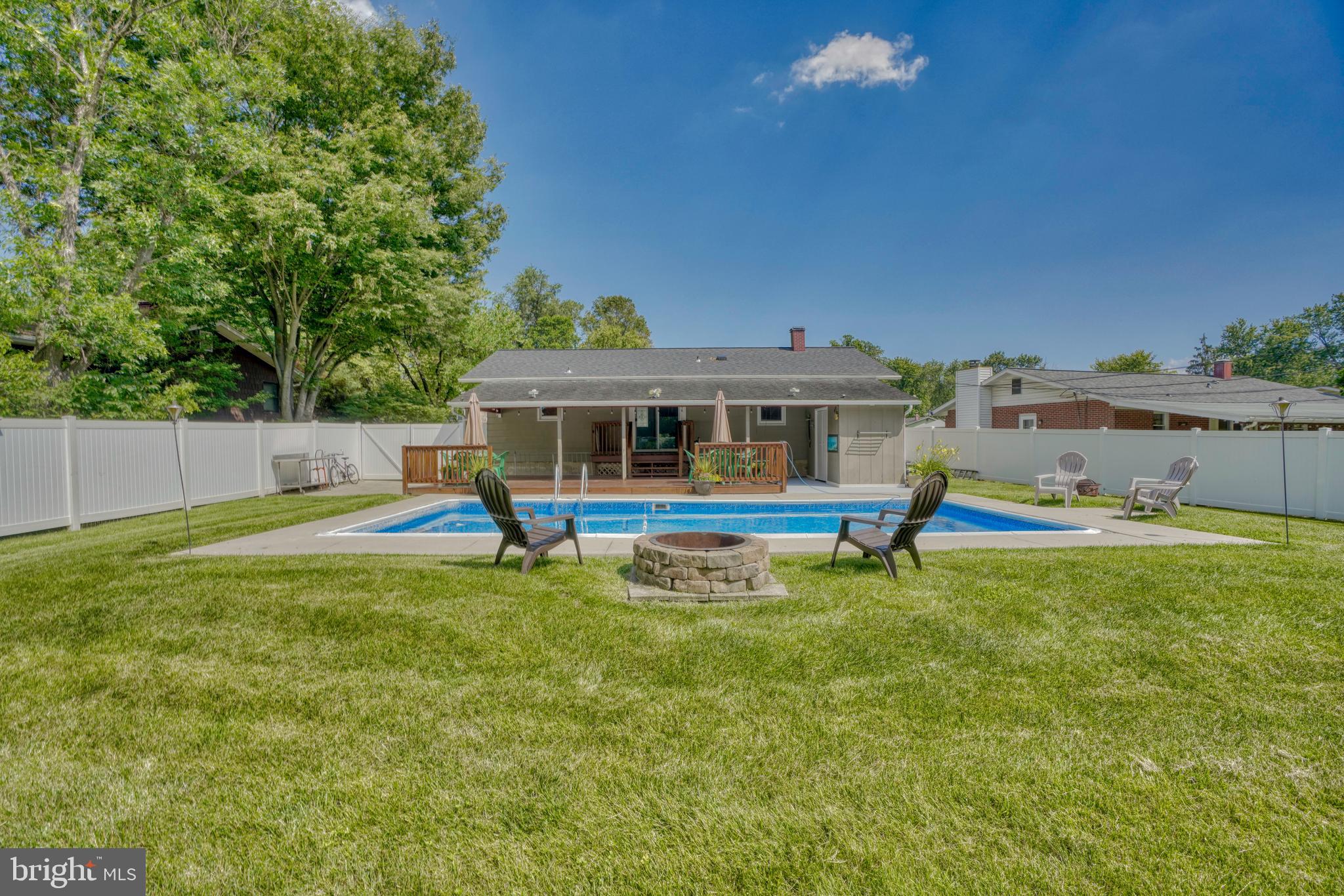 2405 Windsor Road Baltimore, MD 21234 - Photo 40 of 47