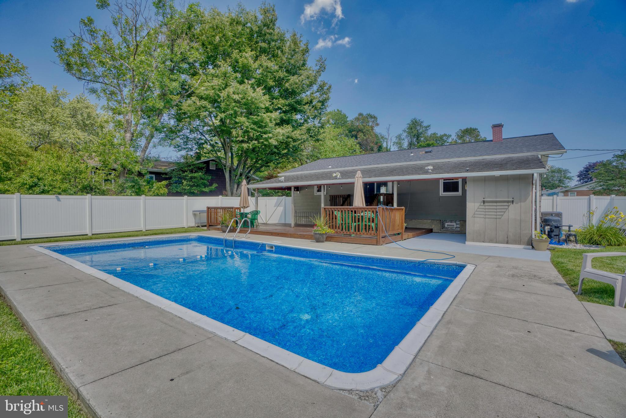 2405 Windsor Road Baltimore, MD 21234 - Photo 43 of 47