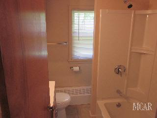 8786 Douglas Road Temperance, MI 48182 - Photo 19 of 19 20369211-18.JPG