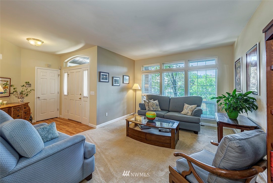 10115 Northeast 155th Street Bothell, WA 98011 - Photo 2 of 22 Gallery Image 2