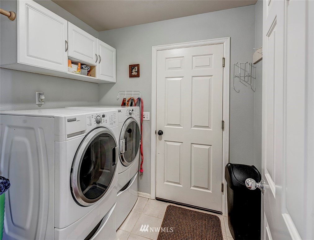 10115 Northeast 155th Street Bothell, WA 98011 - Photo 11 of 22 Gallery Image 11