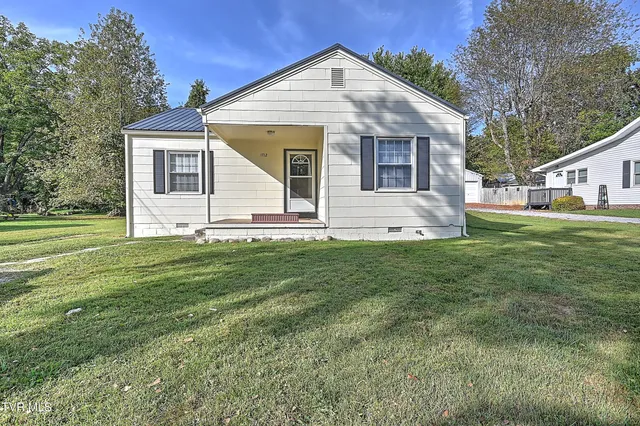 $200,000 | 1712 Concord Street, Johnson City, TN 37604