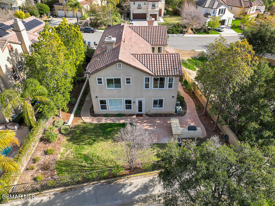 6103 Deerhill Road Oak Park, CA 91377 - Photo 33 of 40 front view of a house with a yard