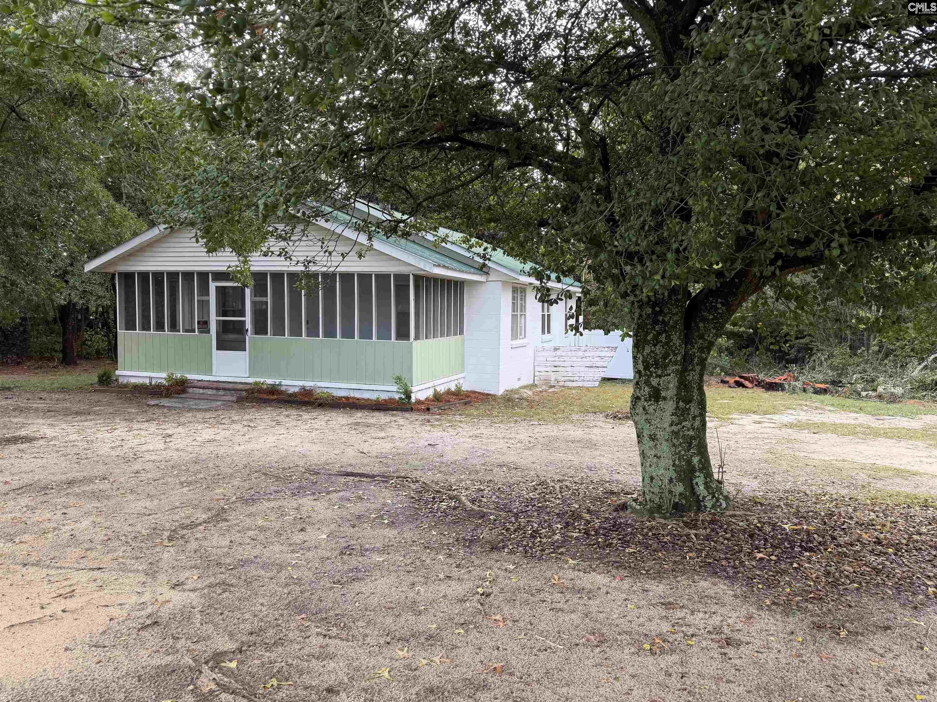 221 Meadowfield Road Gaston, SC 29053 - Photo 4 of 9