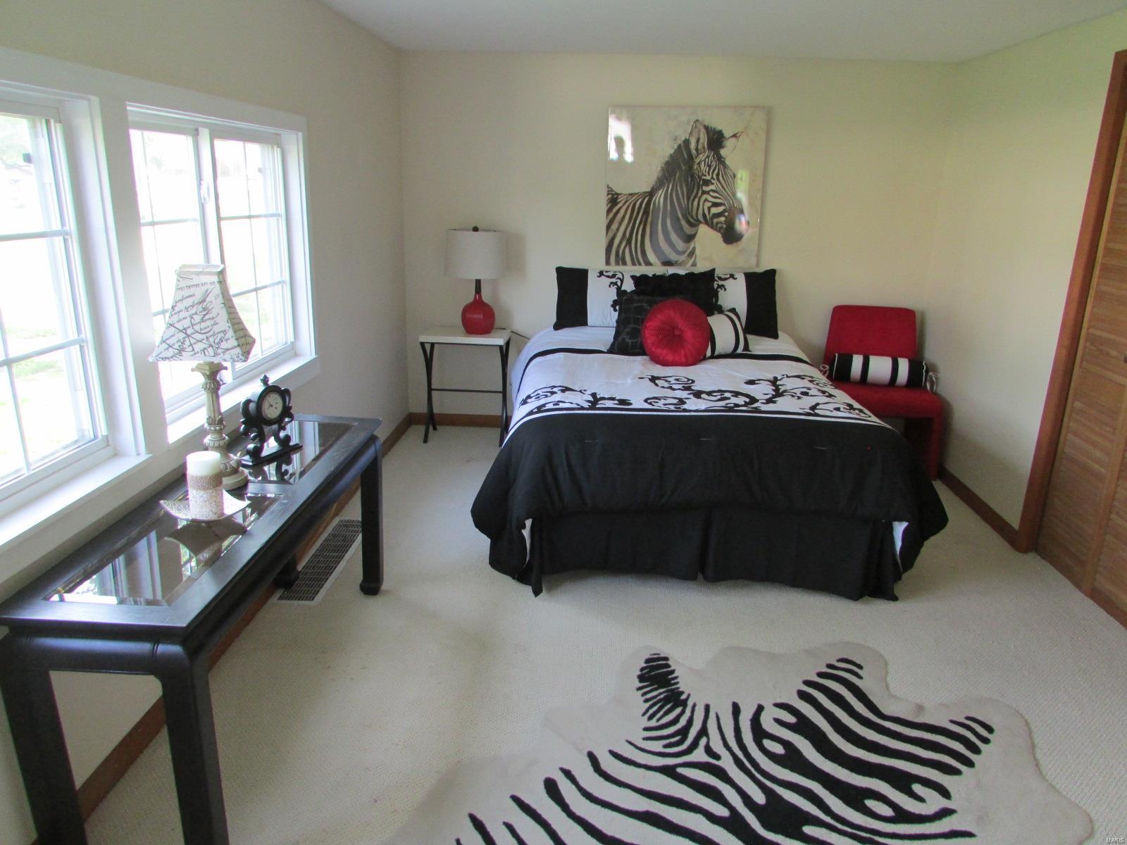 5301 Humbert Road Alton, IL 62002 - Photo 8 of 25