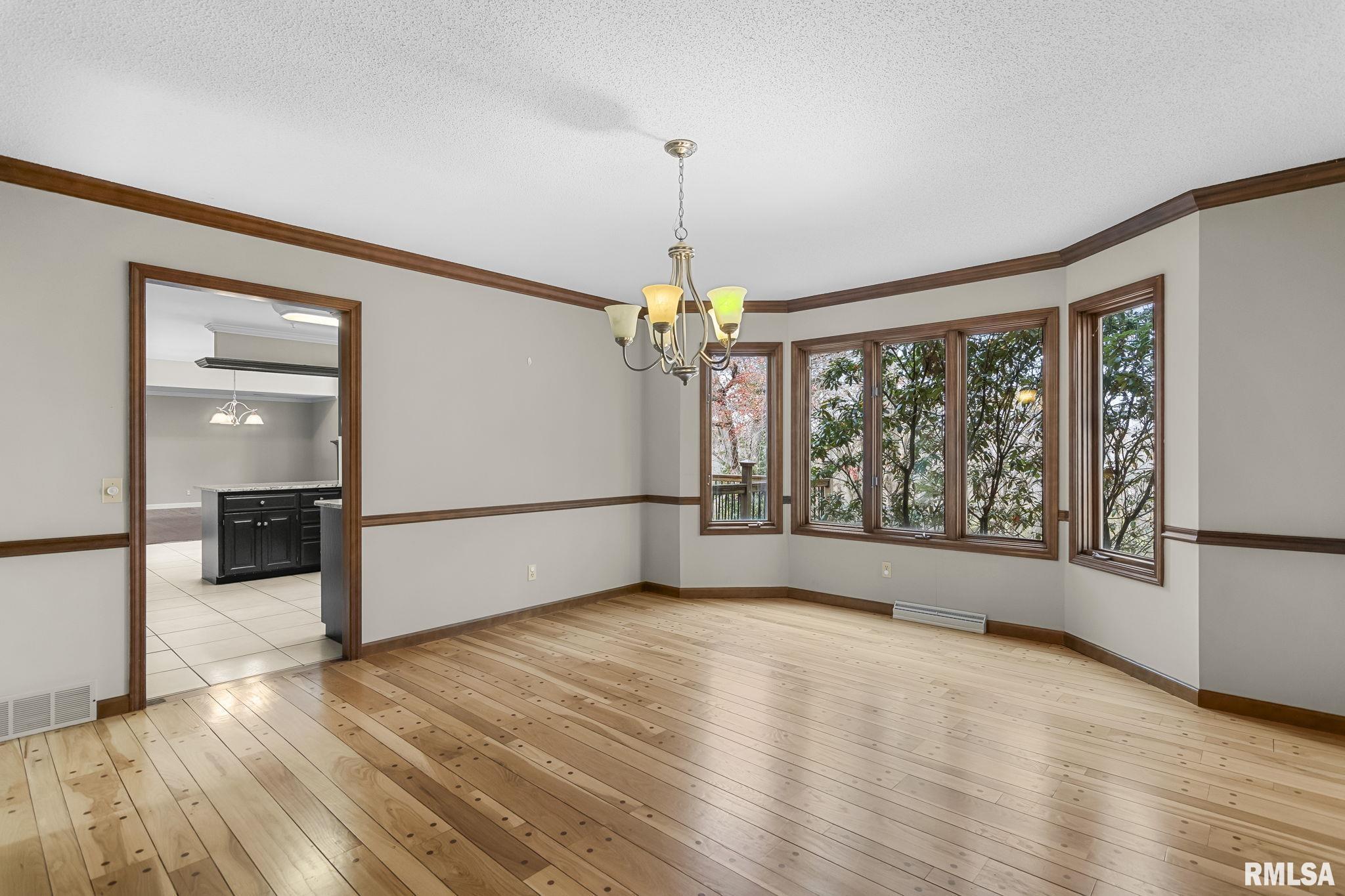 5 Woods End Lane Springfield, IL 62711 - Photo 18 of 60