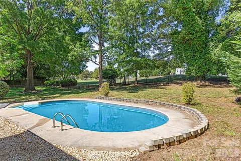 $525,000 | 9526 Fairway Ridge Road, Charlotte, NC 28277