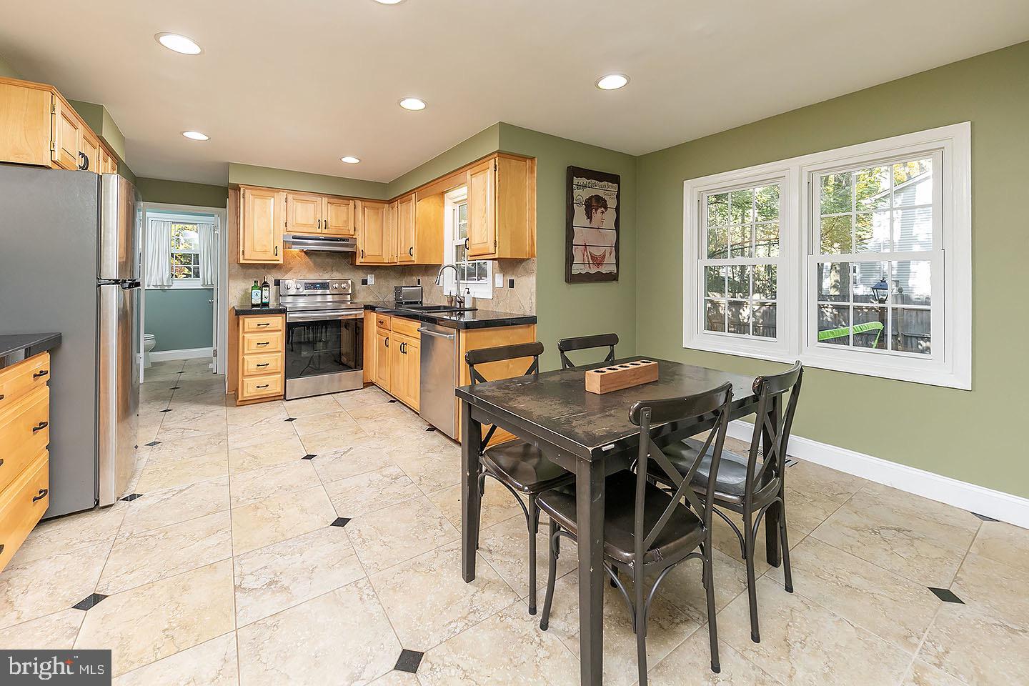 110 Highgate Lane Cherry Hill, NJ 08003 - Photo 13 of 31